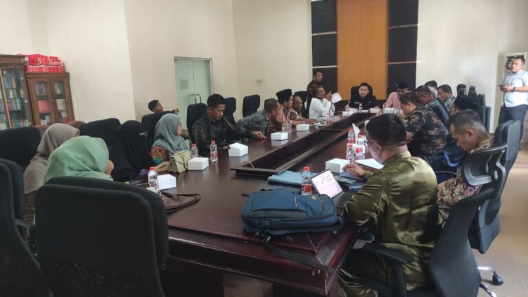 Komisi III dan Pemkab Batu Bara “Saling Jegal” Tafsir Surat Kementerian, Gaji Guru Tetap Sandera!
